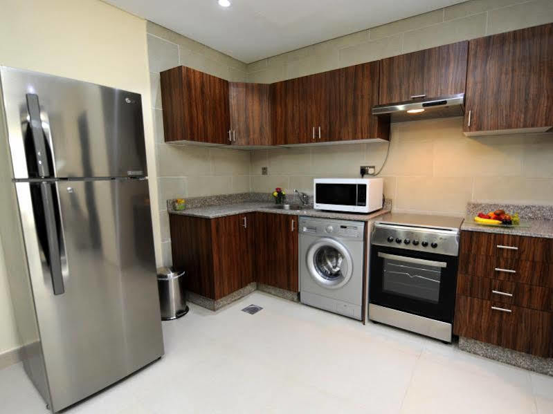 Al Mansour Park Inn Hotel&Apartment Ad Dawhah Esterno foto